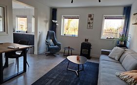 Vakantiewoning In Between